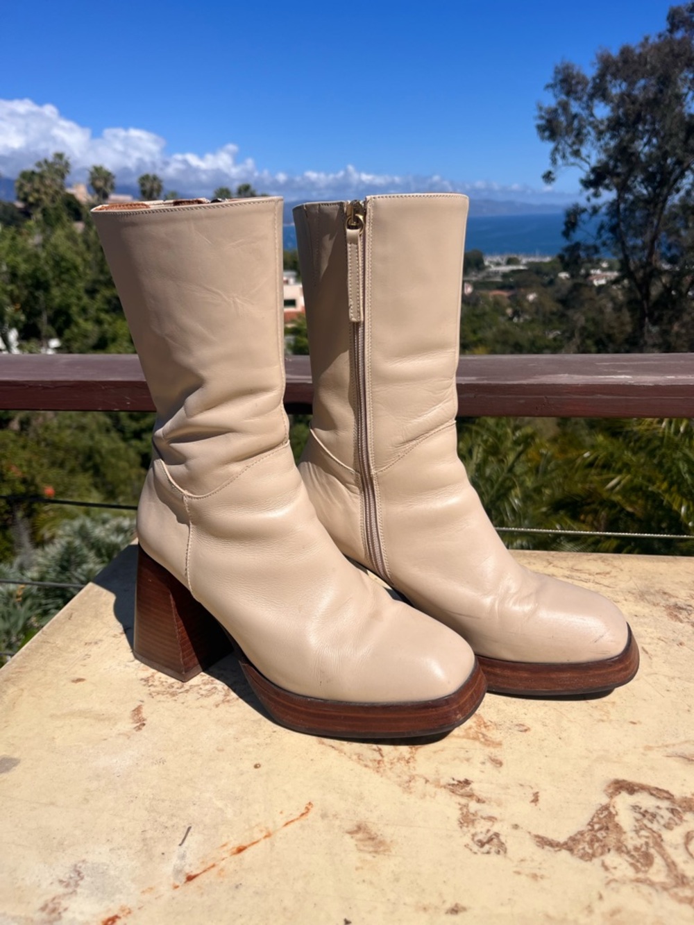 Feners Cream Leather Mid-Calf Block Heel Boots Side Zip Pointed Toe *Like New*
